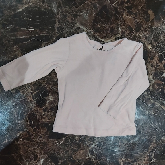 clothes - Picture 2 of 2